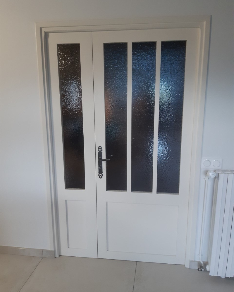 Fabrication de porte dans le Jura